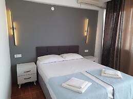 Hotel Efesian B&B City Center - Harbour