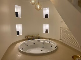 Piazza Navona Hydromassage Tub 8 people