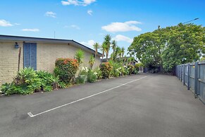 NauMai Motel