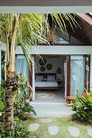 Suara Ombak Bali