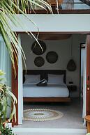 Suara Ombak Bali