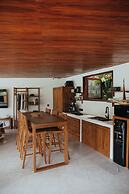 Suara Ombak Bali