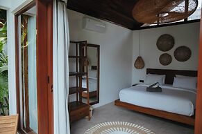 Suara Ombak Bali
