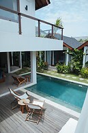Suara Ombak Bali
