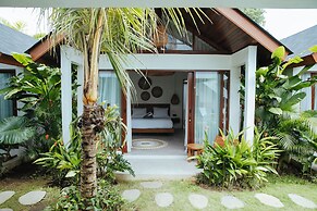 Suara Ombak Bali