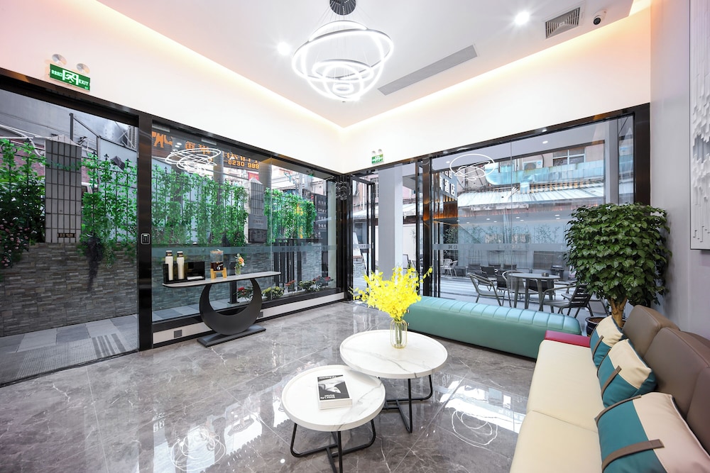 Deyu GM E sports Hotel