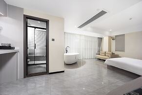 Deyu GM E sports Hotel