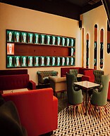 Hotel Phantom