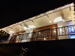 Ella T & D Resort