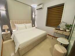 Van Mieu Garden House