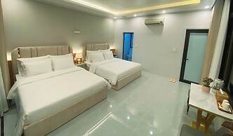Van Mieu Garden House