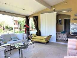 Villa Near Avignon With Separate Suites