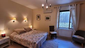 Villa Near Avignon With Separate Suites