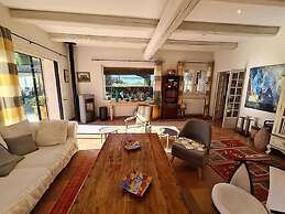 Villa Near Avignon With Separate Suites