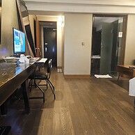 NINETH HOTEL