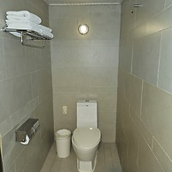 NINETH HOTEL