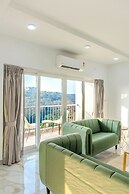 ELIVAAS Midpoint Uno 7 BHK Villa With Pool