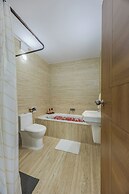 ELIVAAS Midpoint Uno 7 BHK Villa With Pool