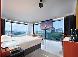 Global Village Riverside Hotel