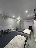 Meenakshi Guest House