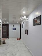 Meenakshi Guest House