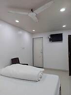 Meenakshi Guest House