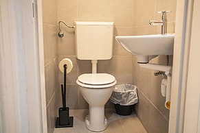 Affordable 2BR Apt Long Stay Karlsplatz