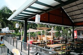 HAU BATU KARAS