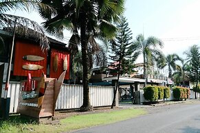 HAU BATU KARAS
