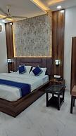 New Hotel Avni