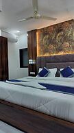New Hotel Avni