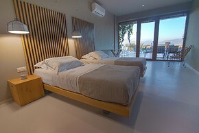 Marnos Grand Villa