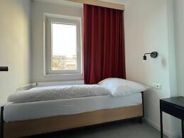 IZY STAY Hostel Bratislava