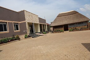Simbego Cottages