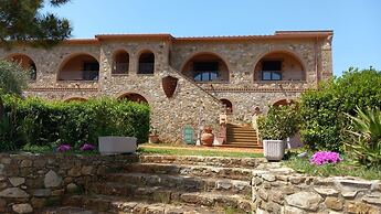 Agriturismo La Fontanella & Glamping