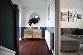 Stylish 3 Bed Home In Bath - Private Parking Wifi