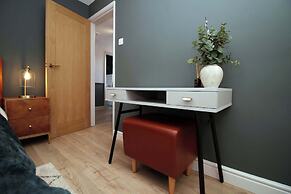 Stylish 3 Bed Home In Bath - Private Parking Wifi