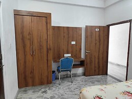 HOTEL PADAM PALACE & GARDEN