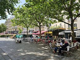 1532 Mouffetard