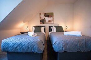 Coventry Charm Retreat