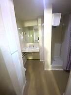 Hotel 346