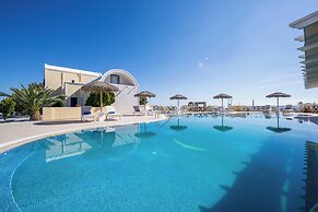 1- bed apt Near Black Beach-sleeps 4-parking