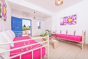 1- bed apt Near Black Beach-sleeps 4-parking
