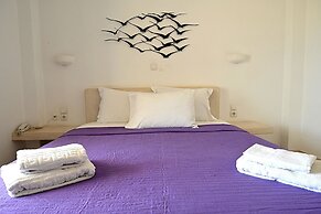1-bed Apt at Hotel, Near Perivolos Black Beach