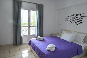 1-bed Apt at Hotel, Near Perivolos Black Beach