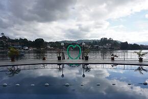 Siantar Hotel Parapat