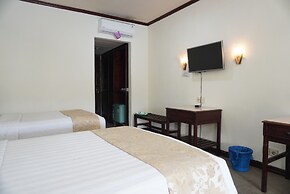 Siantar Hotel Parapat
