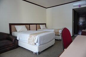 Siantar Hotel Parapat