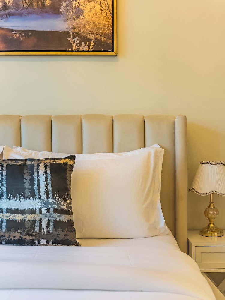 Tranquil Studio Getaway in Meydan City