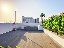 Tranquil Studio Getaway in Meydan City
